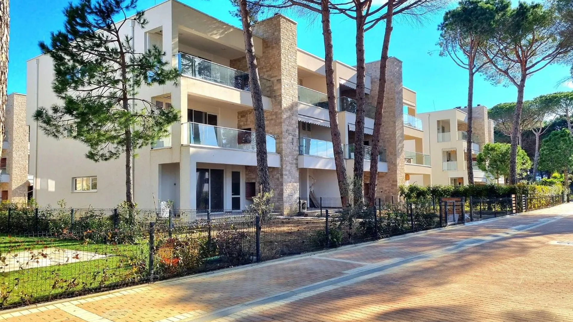Comfortable Apartment For Six Guests Plazhi San Pietro Albania