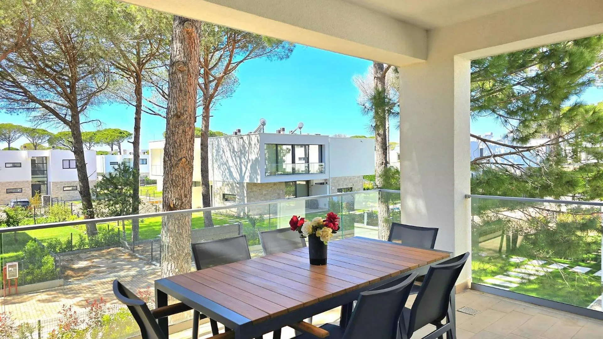 Comfortable Apartment For Six Guests Plazhi San Pietro