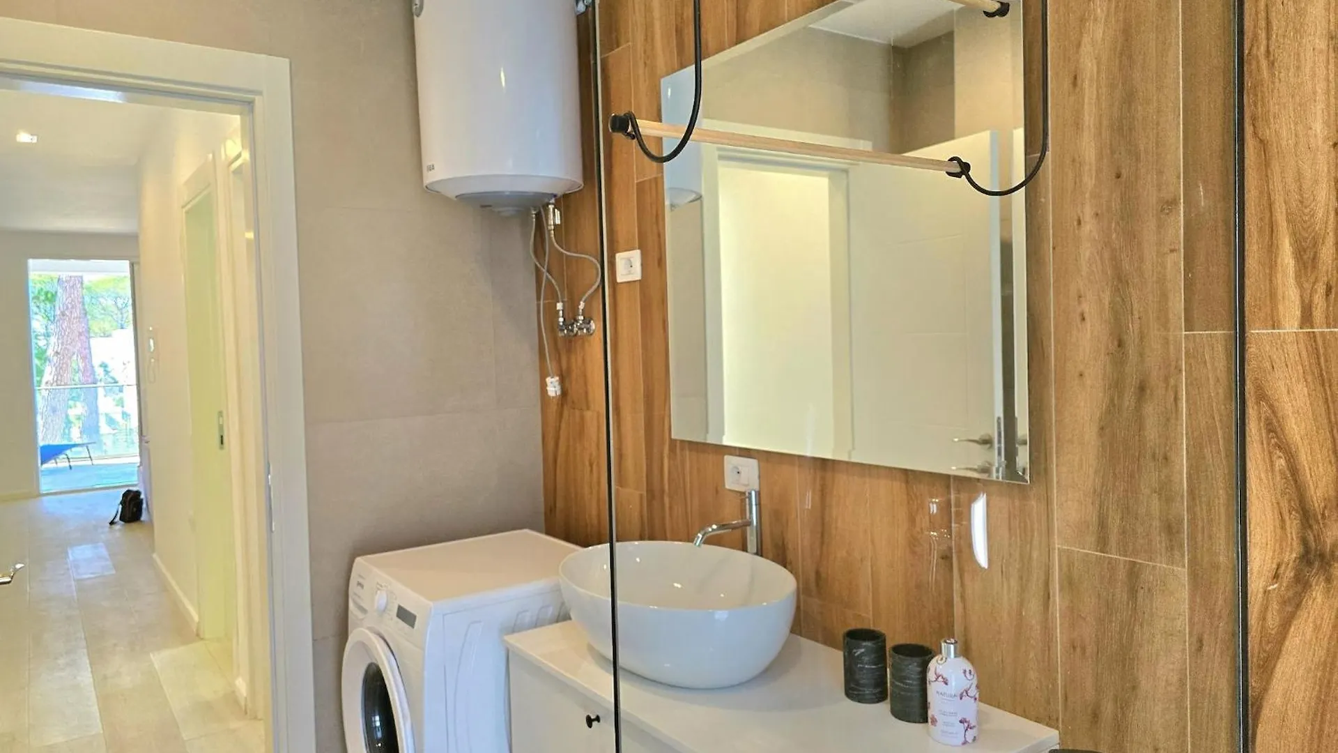 Comfortable Apartment For Six Guests Plazhi San Pietro
